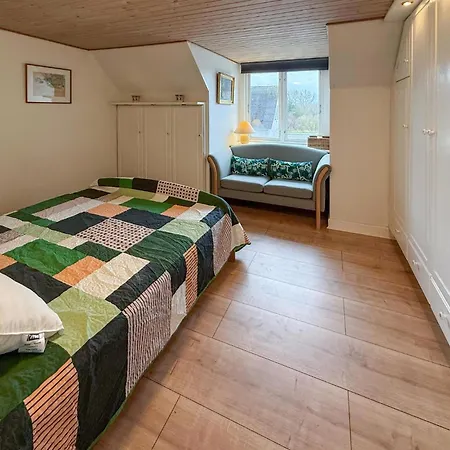 4 Bedroom Gorgeous In Сasa de vacaciones *